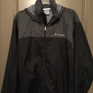 Men’s Columbia windbreaker